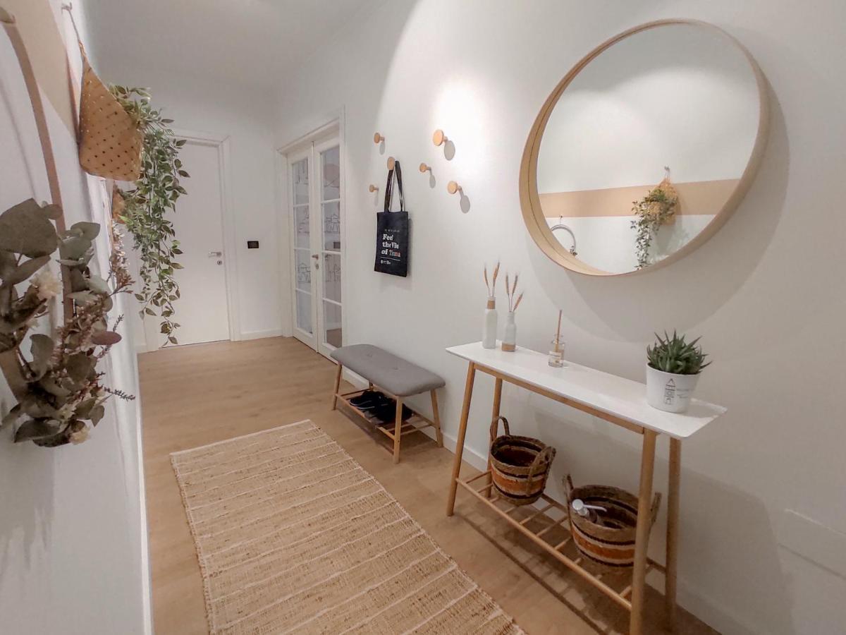 Апартаменты Boho Style In Center Of Тирана Экстерьер фото